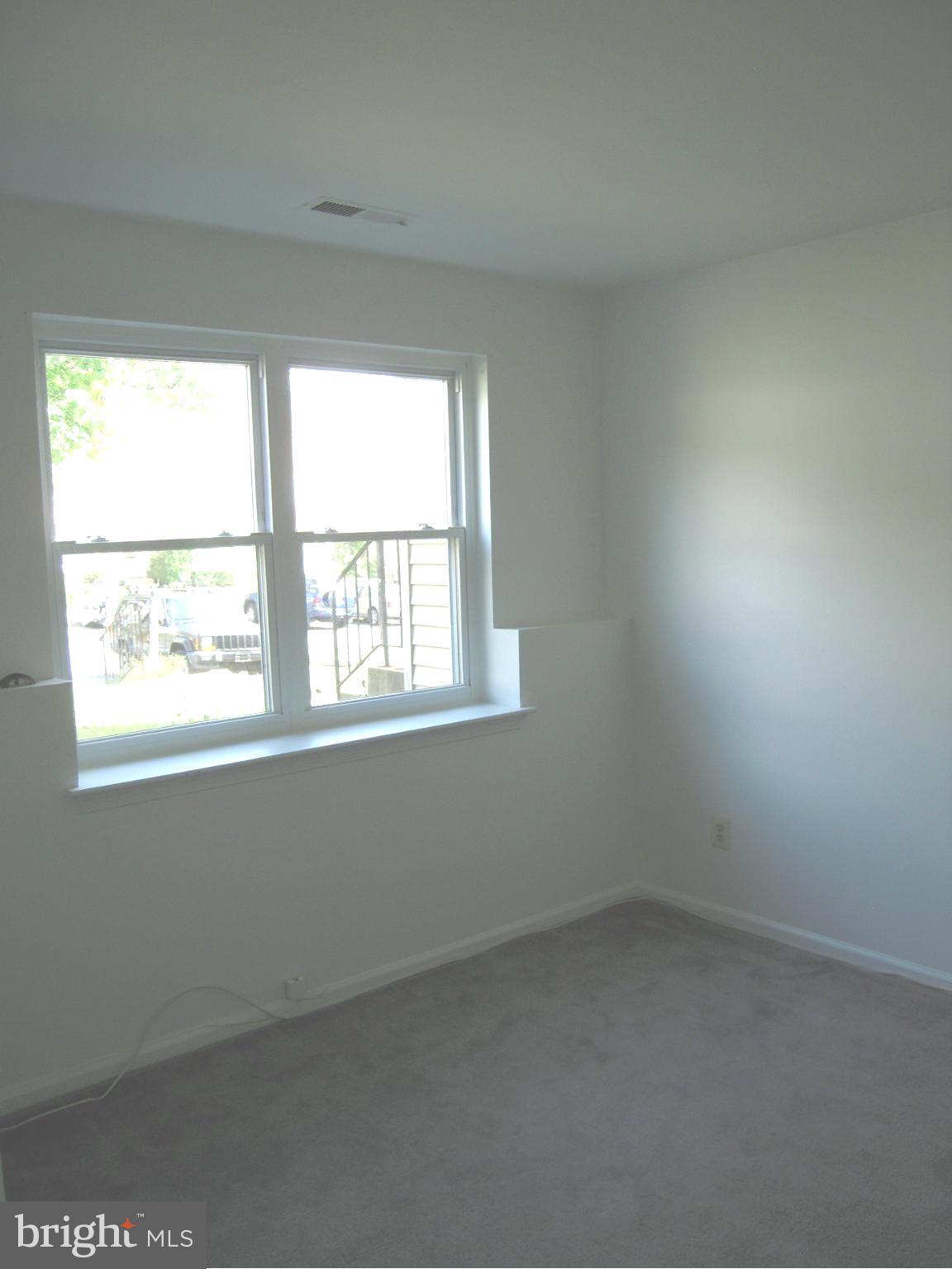 CASTLEMILL - Residential Lease