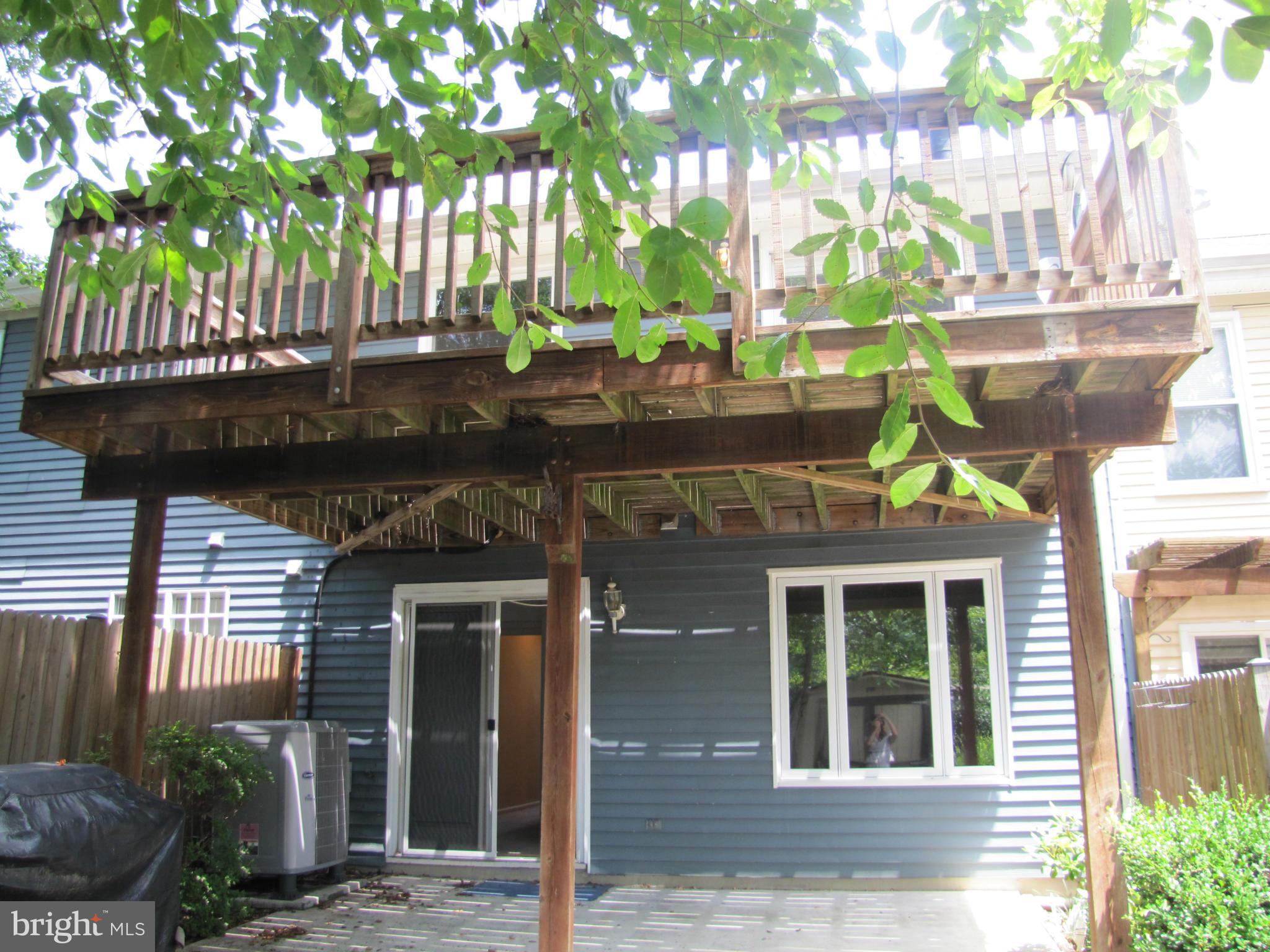 CASTLEMILL - Residential Lease