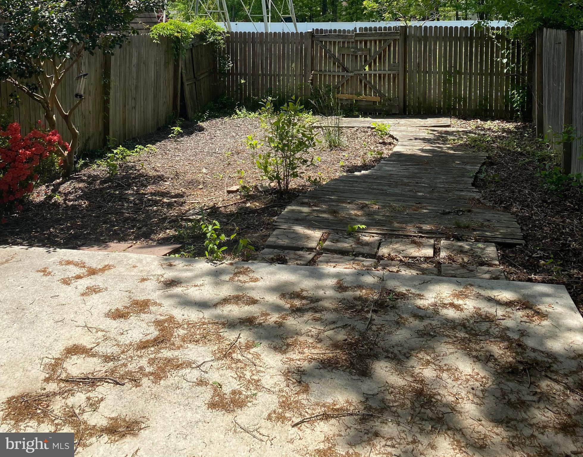 CASTLEMILL - Residential Lease