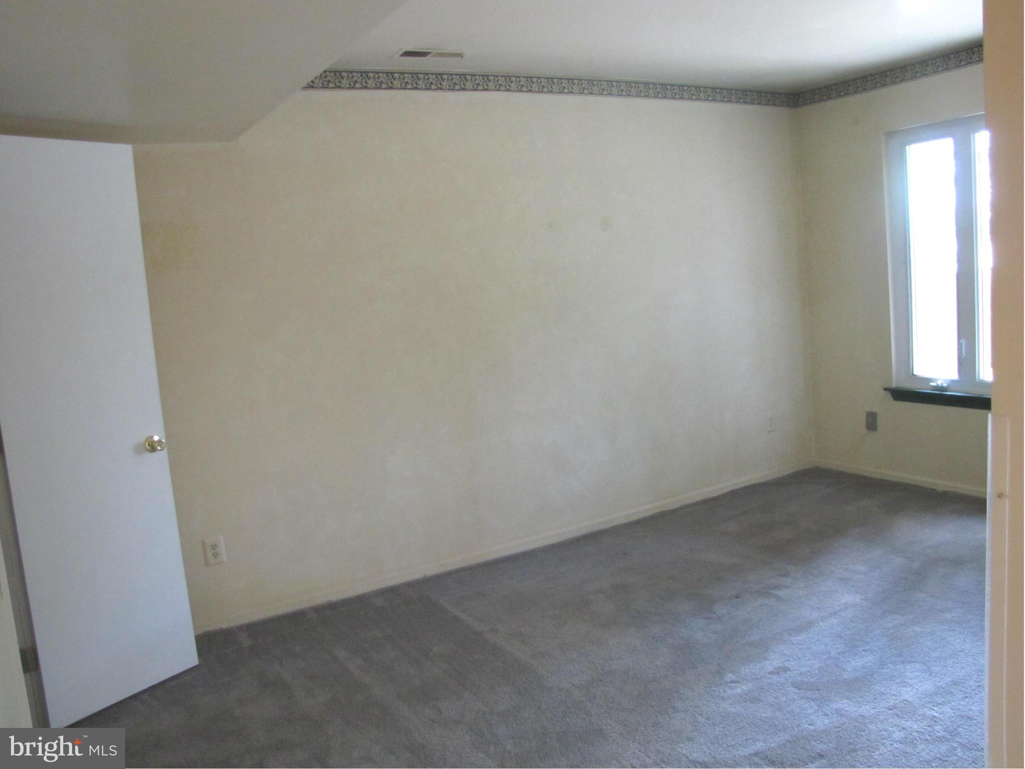 CASTLEMILL - Residential Lease