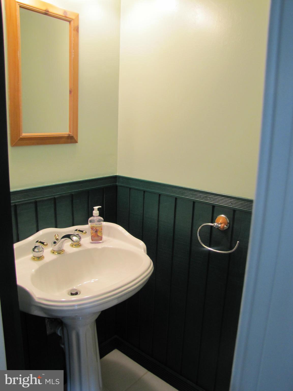 CASTLEMILL - Residential Lease