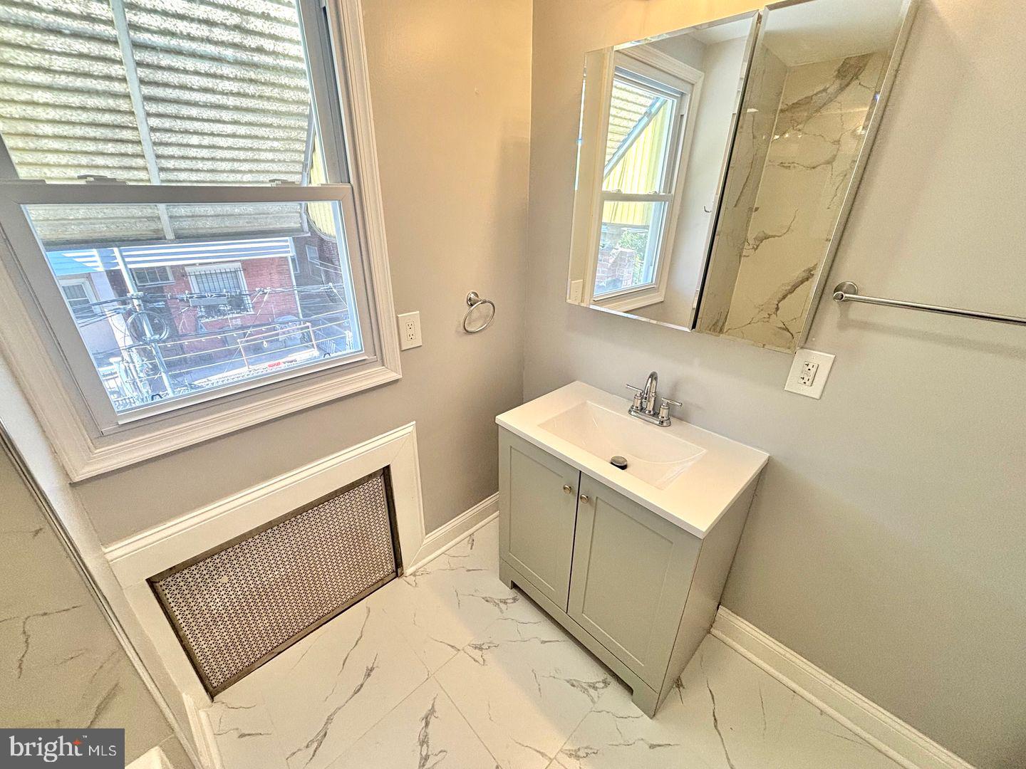 WEST PASSYUNK - Residential Lease