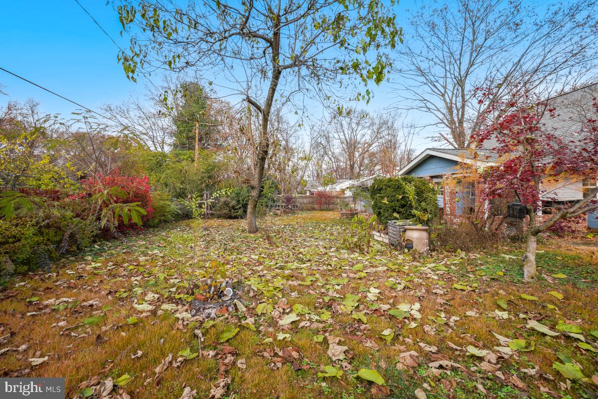 MEADOWBROOK - Residential