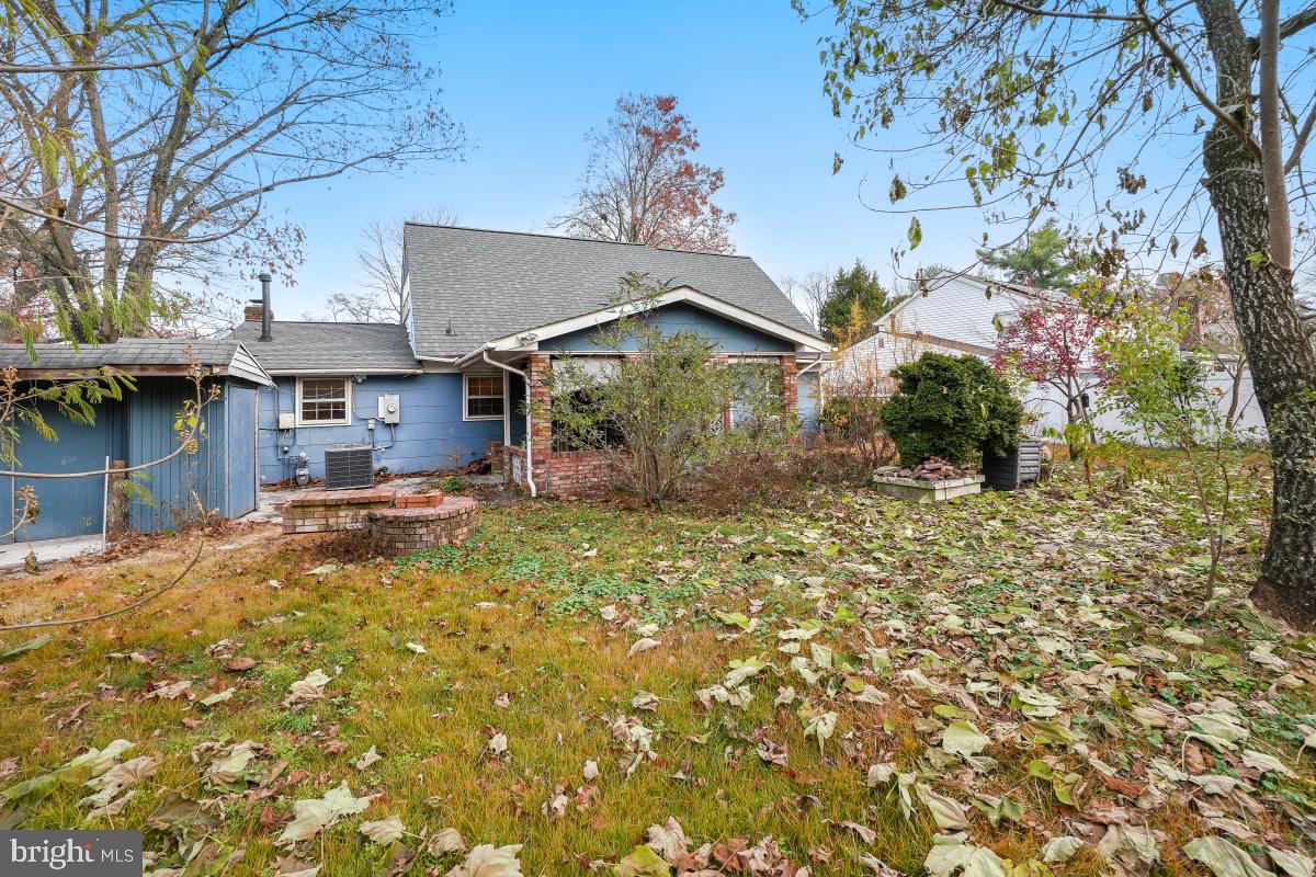 MEADOWBROOK - Residential