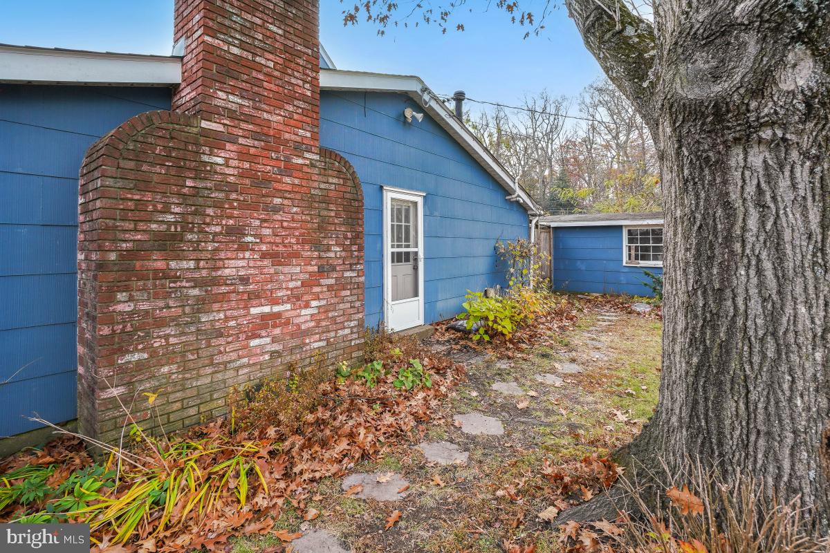 MEADOWBROOK - Residential