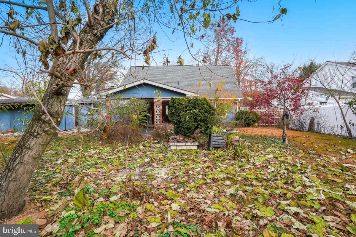 MEADOWBROOK - Residential