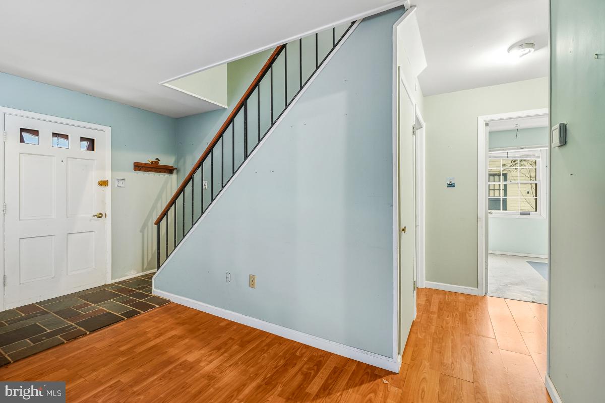 MEADOWBROOK - Residential