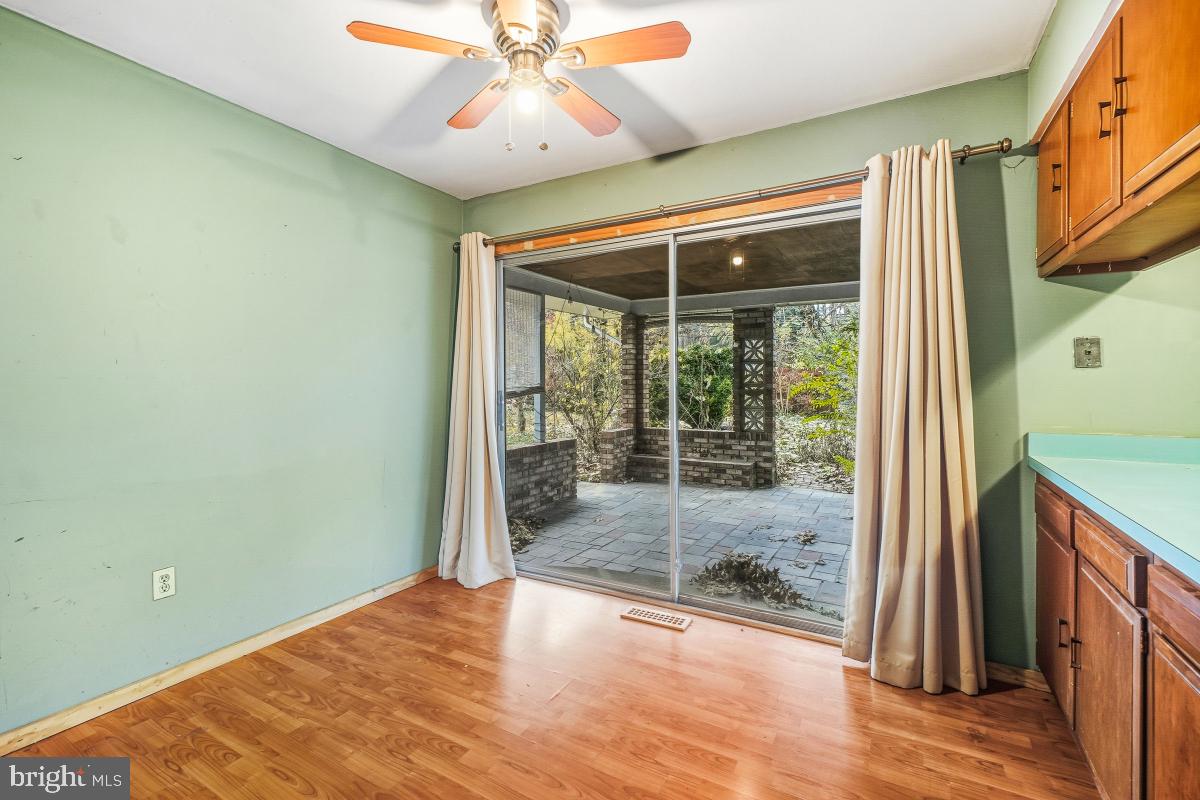 MEADOWBROOK - Residential