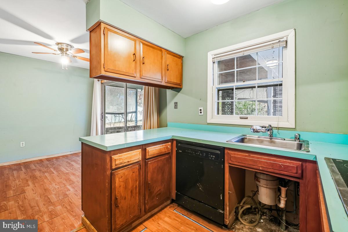 MEADOWBROOK - Residential