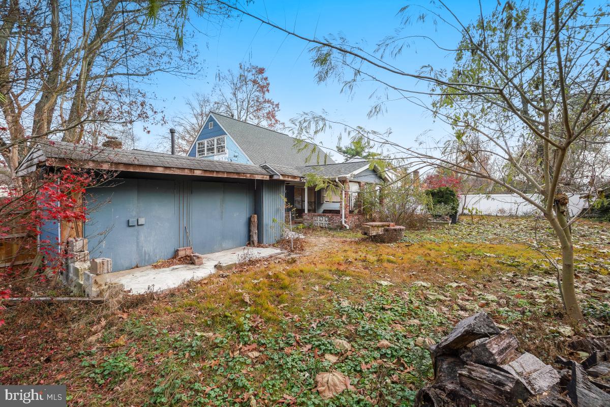 MEADOWBROOK - Residential