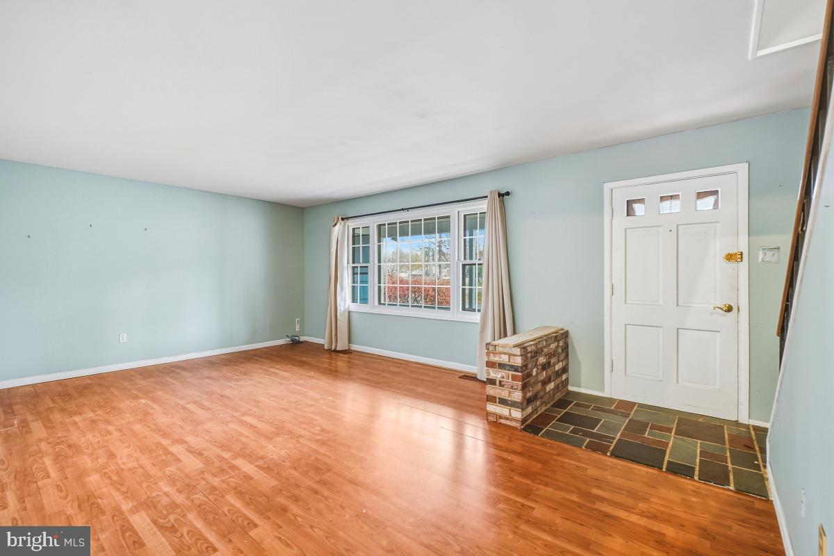 MEADOWBROOK - Residential