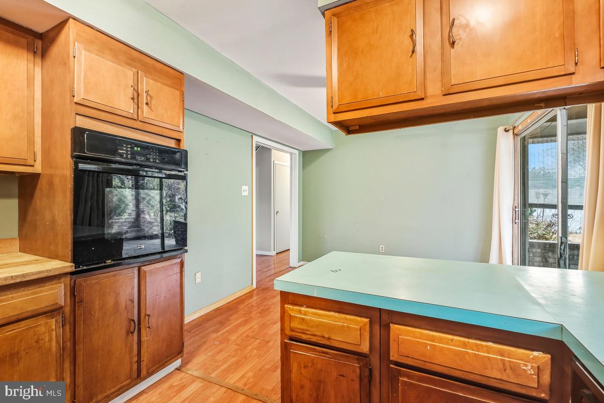 MEADOWBROOK - Residential