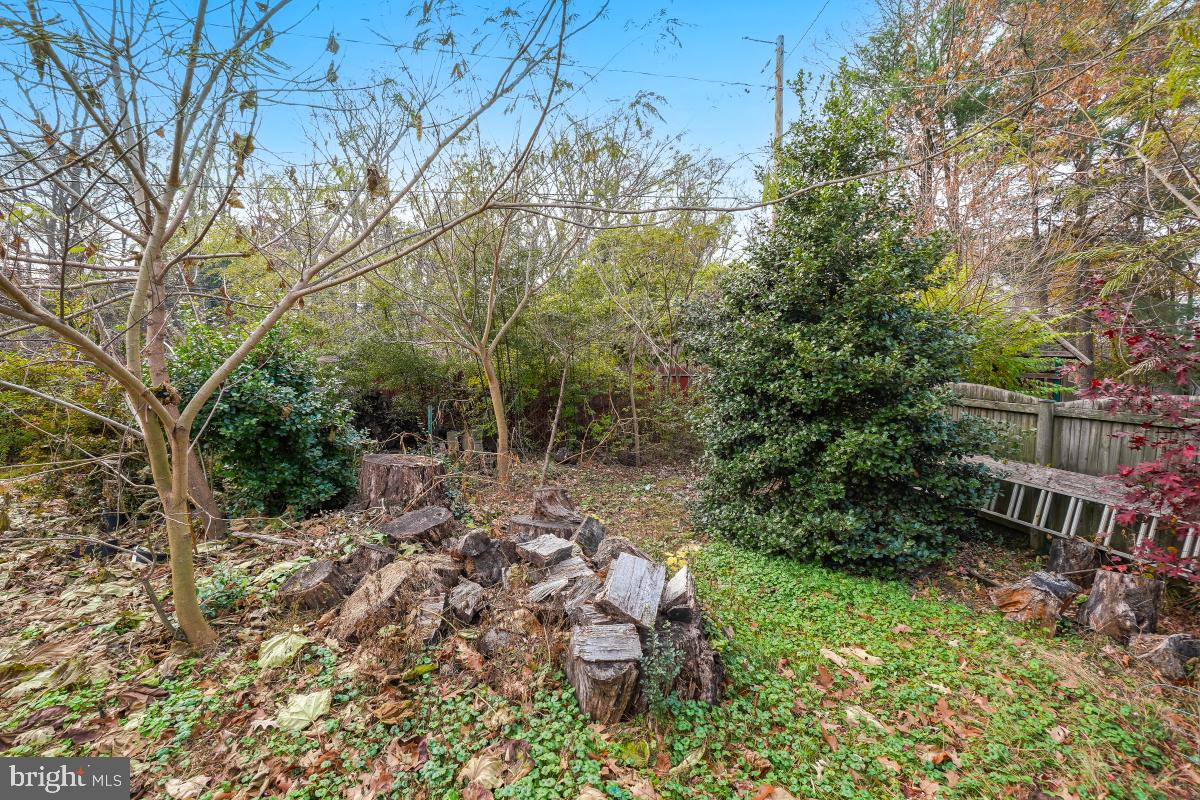 MEADOWBROOK - Residential