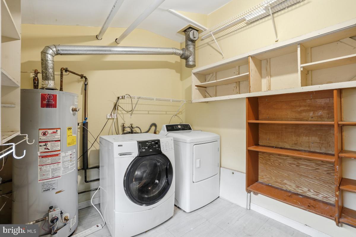 MEADOWBROOK - Residential