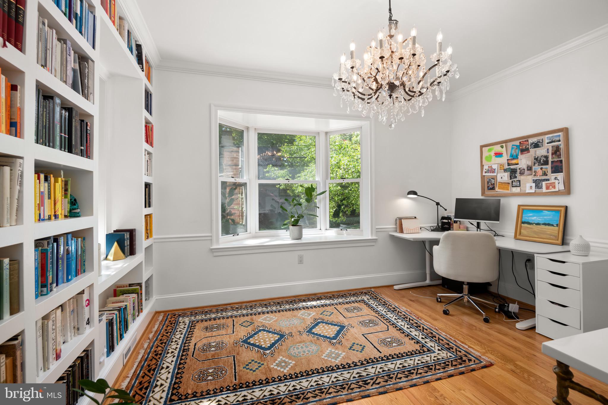 FOREST HILLS - Residential