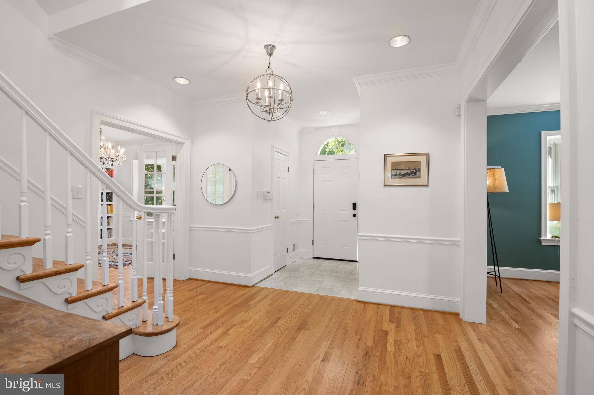 FOREST HILLS - Residential