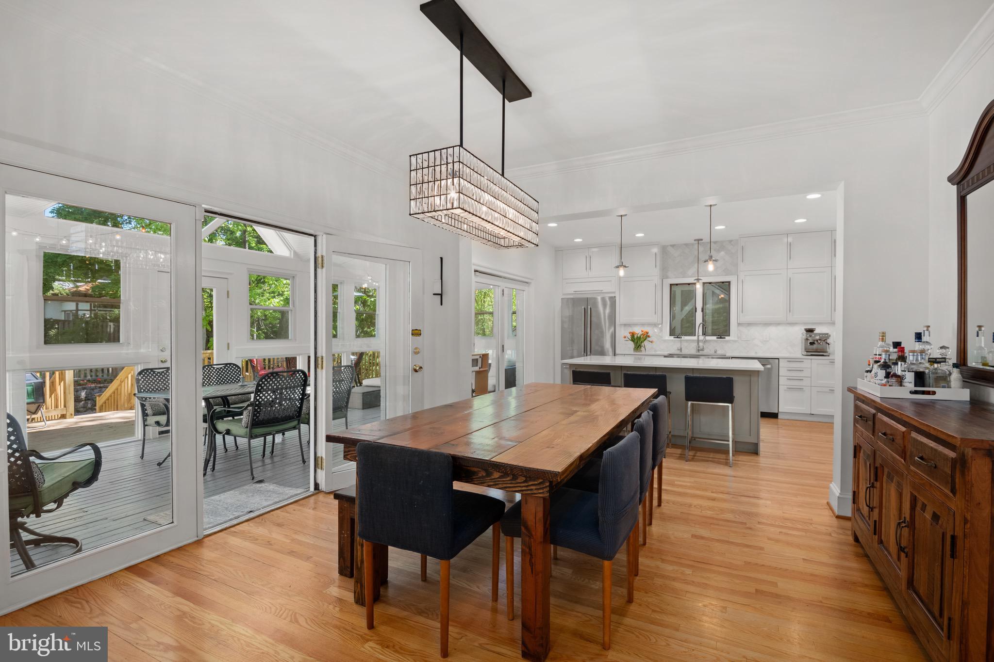 FOREST HILLS - Residential