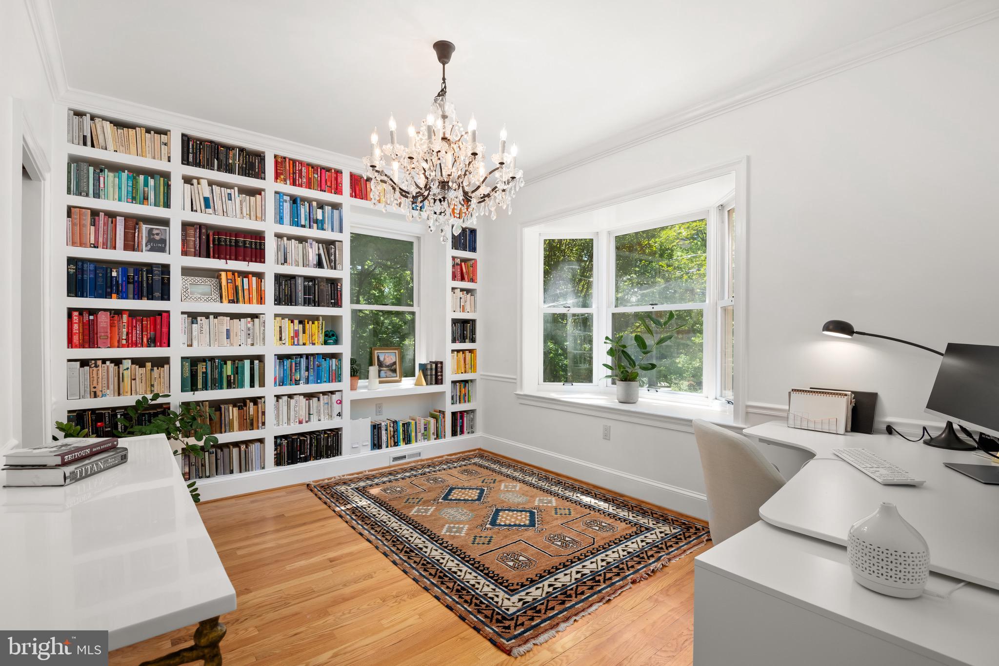 FOREST HILLS - Residential