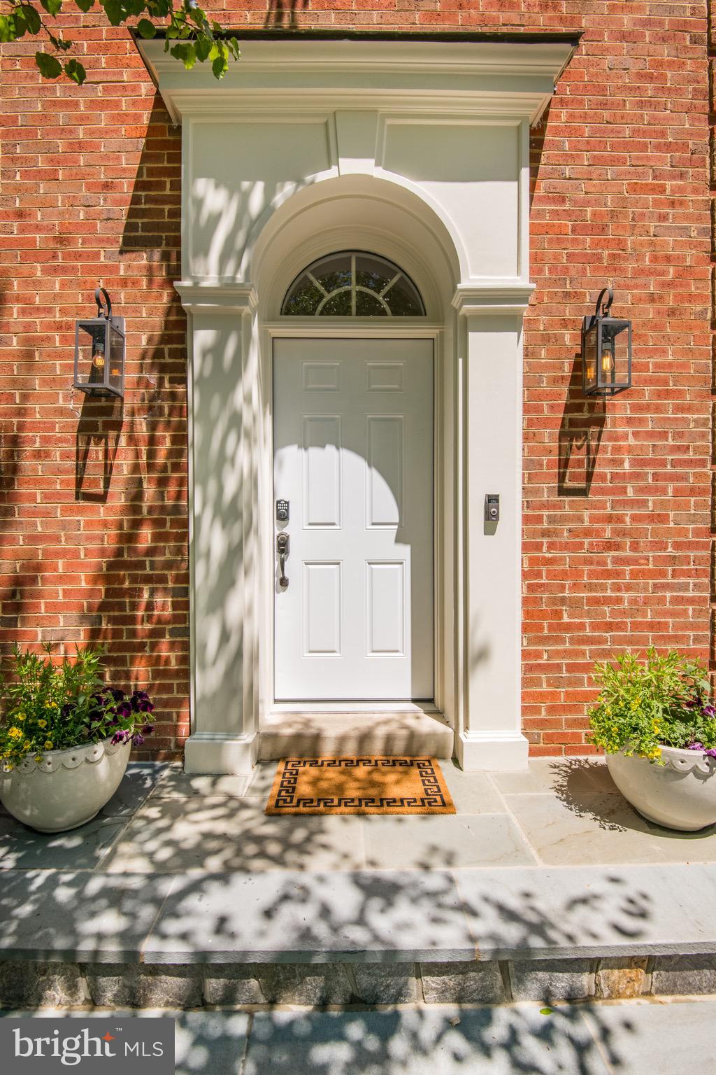 FOREST HILLS - Residential