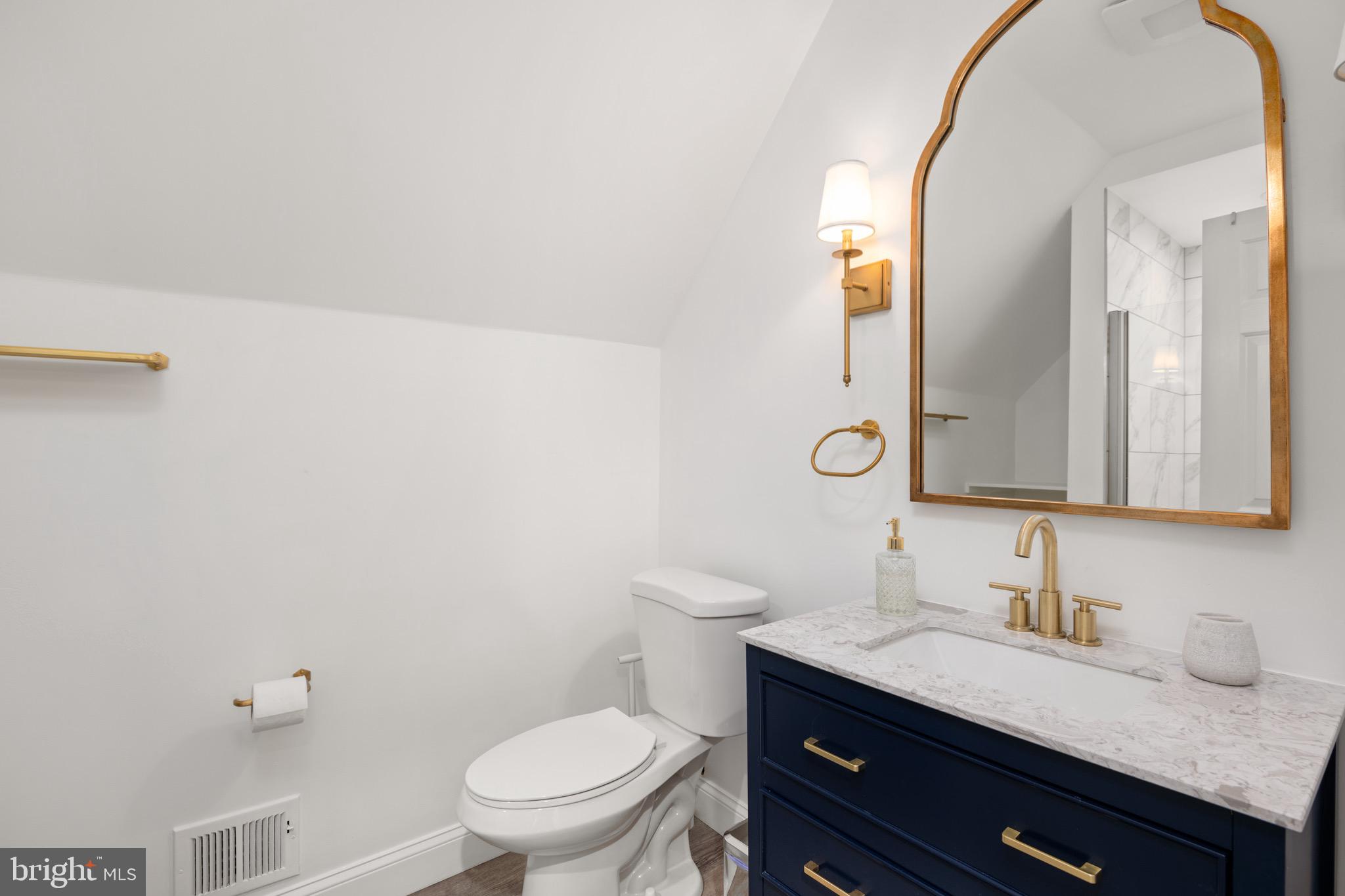 FOREST HILLS - Residential