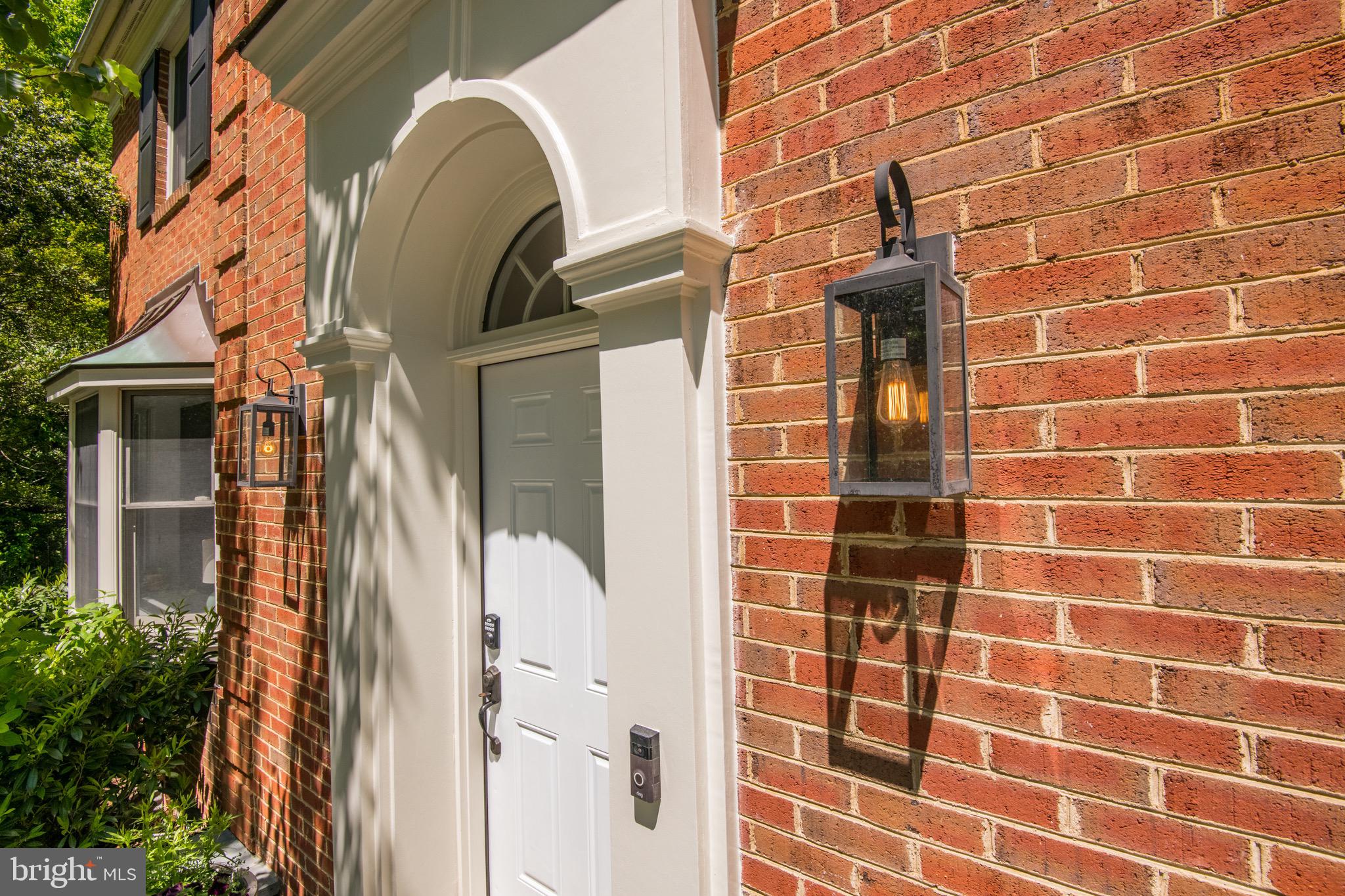 FOREST HILLS - Residential
