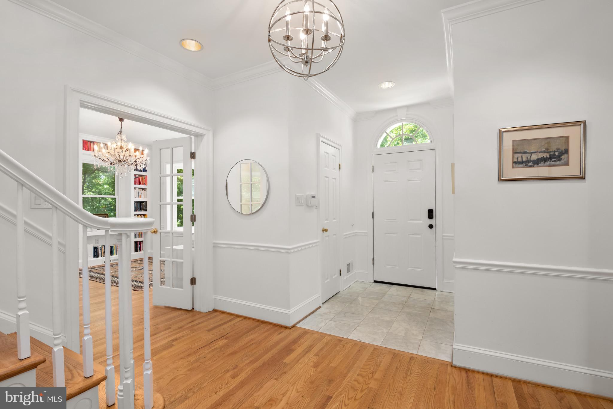 FOREST HILLS - Residential