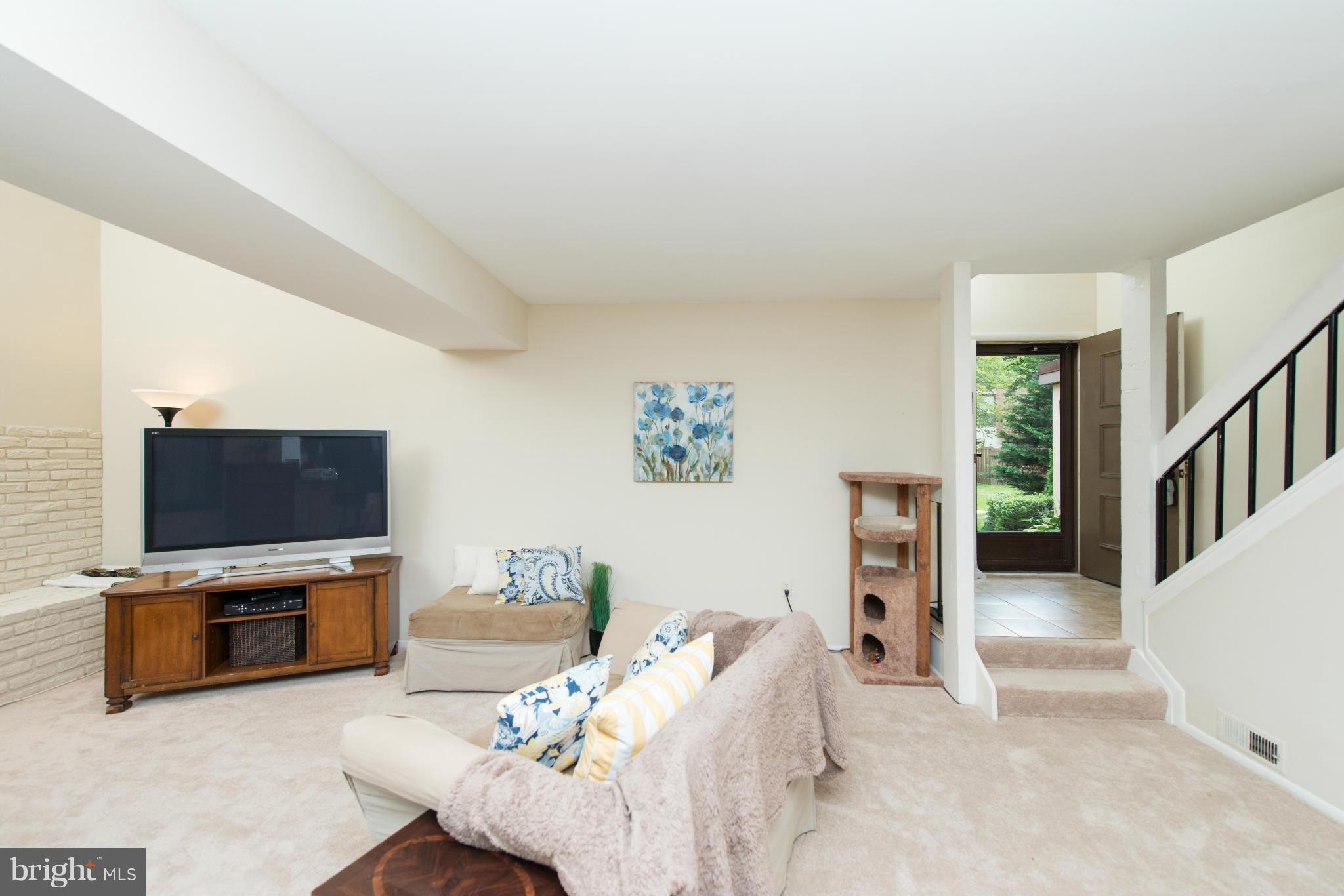 SIERRA VILLAS - Residential