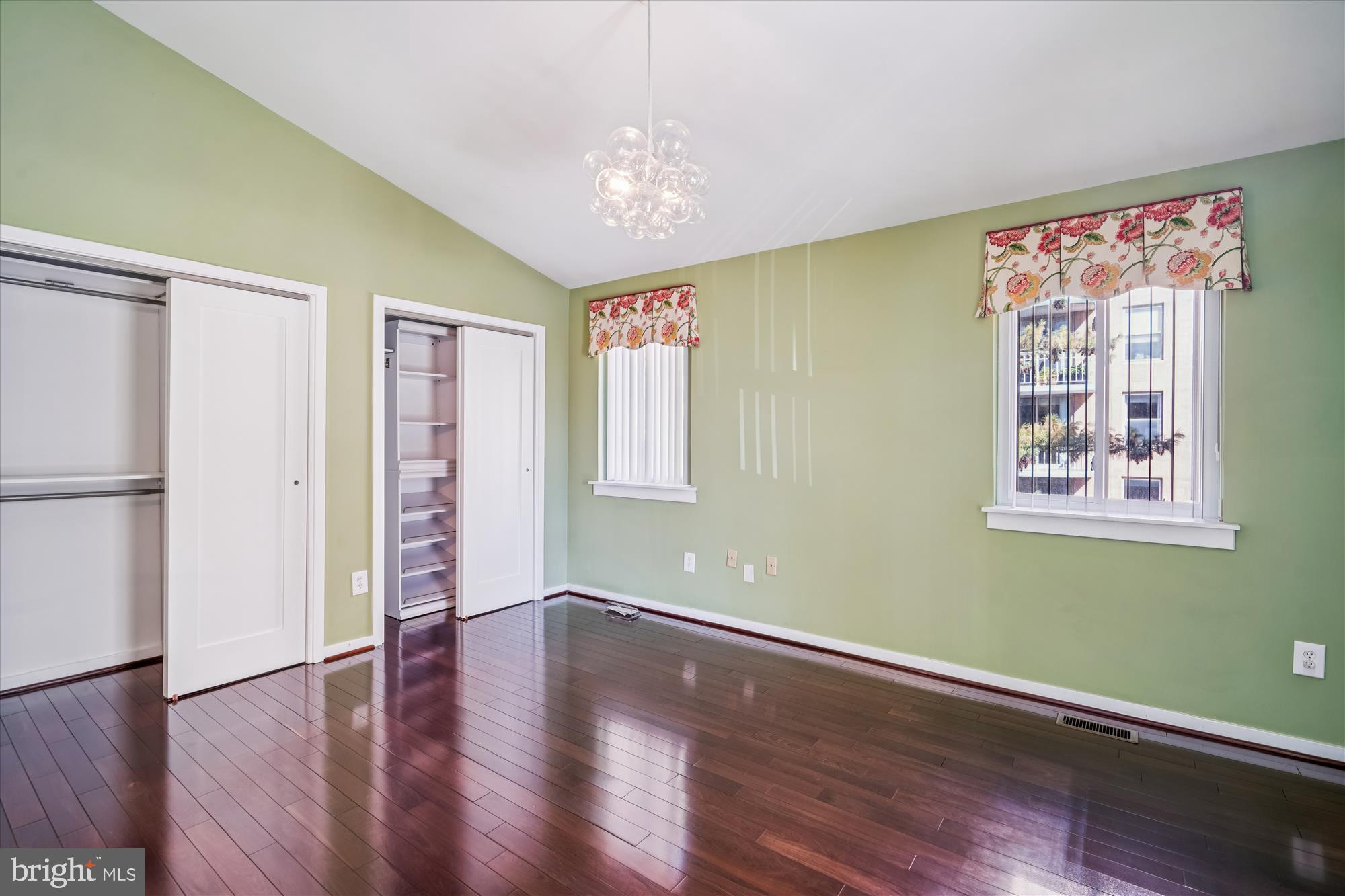 CITY COMMONS - Residential Lease