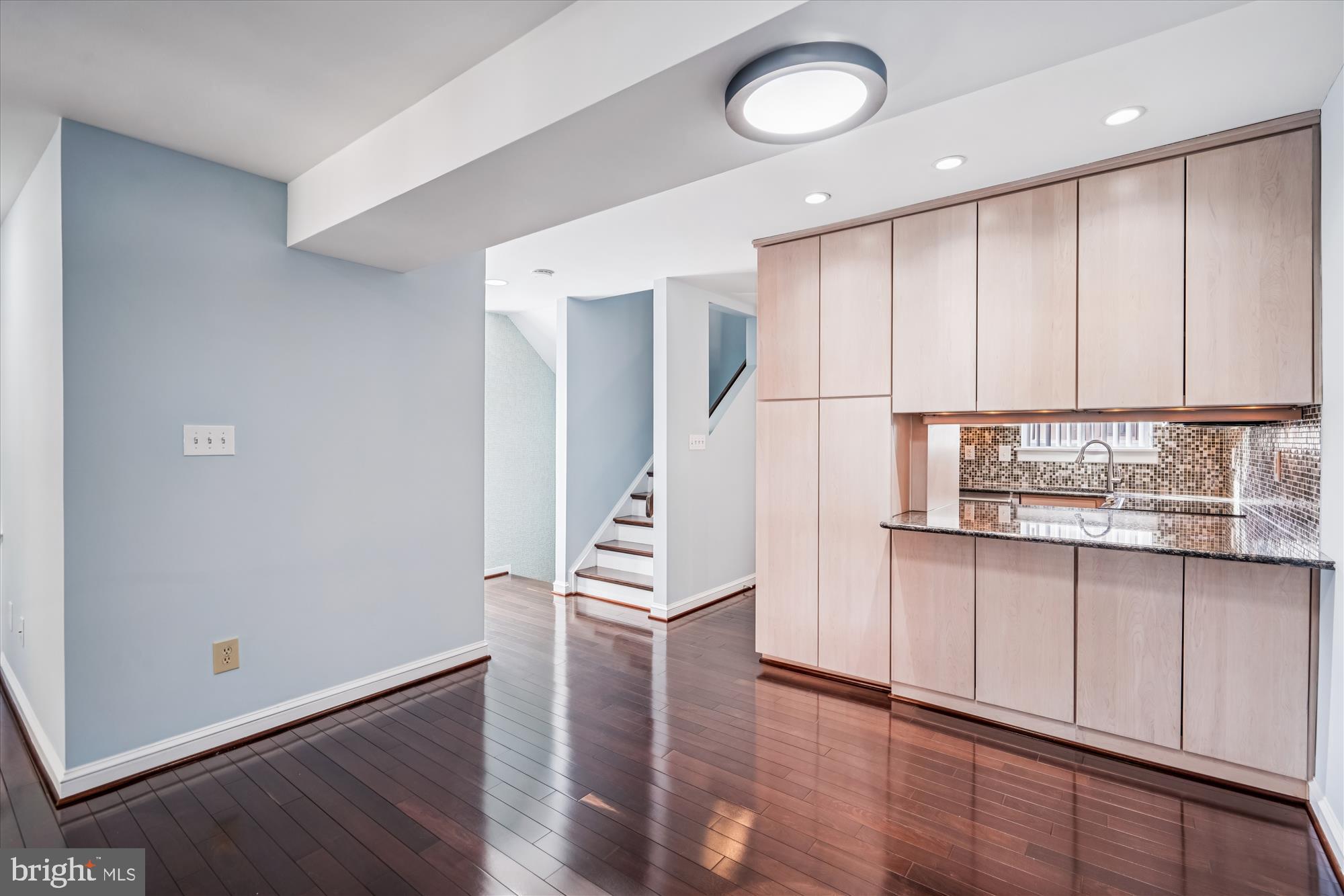 CITY COMMONS - Residential Lease