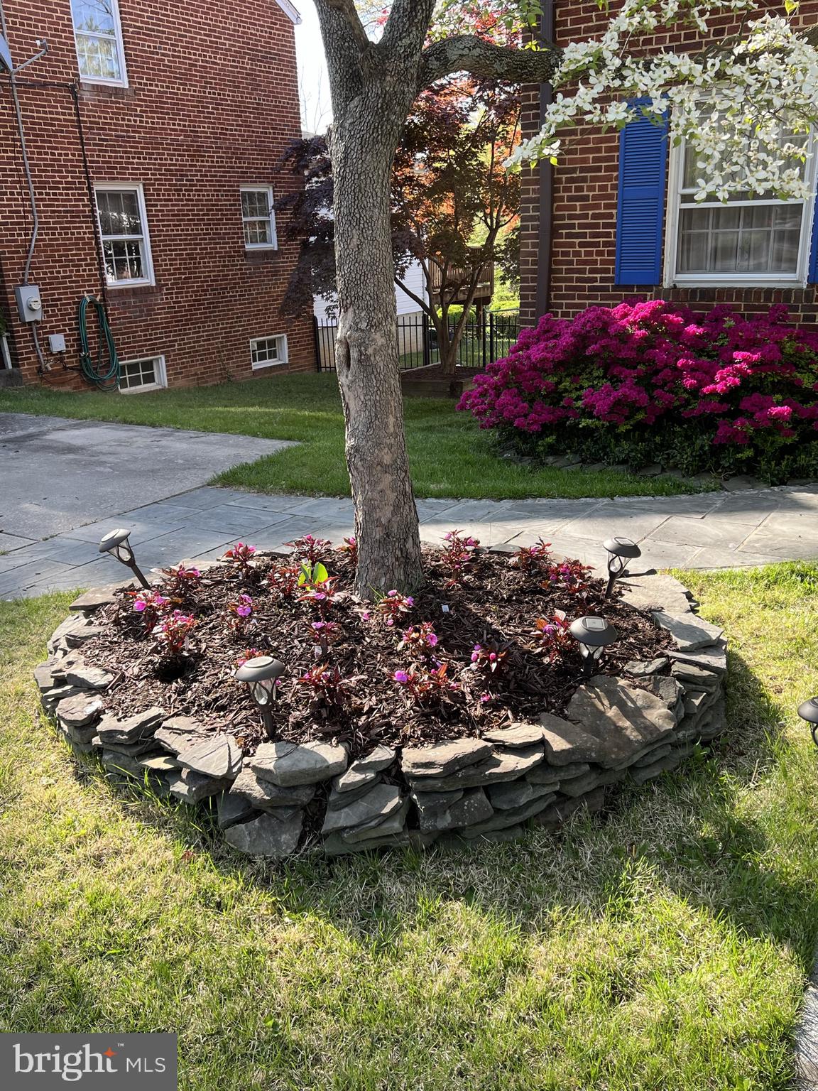 GLENVIEW - Residential