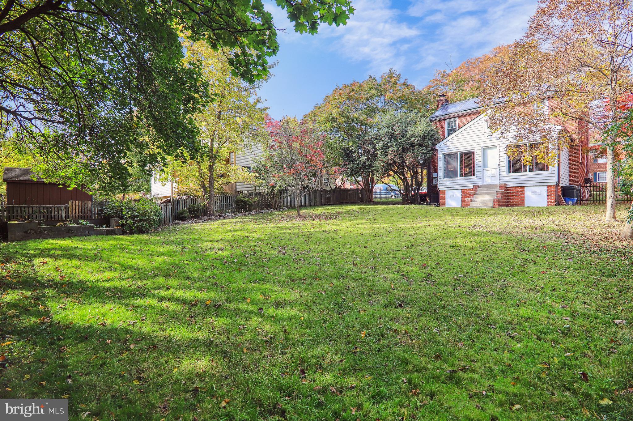 GLENVIEW - Residential