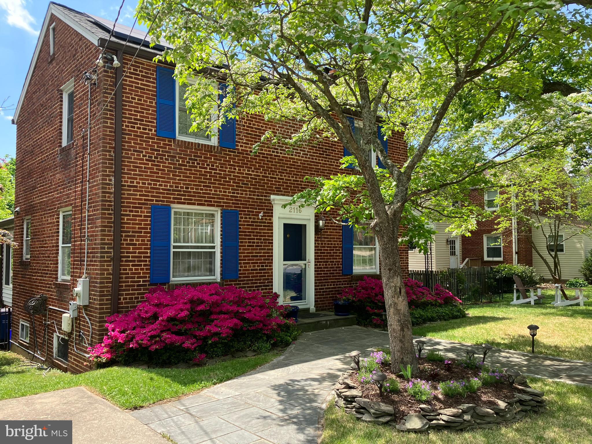 GLENVIEW - Residential