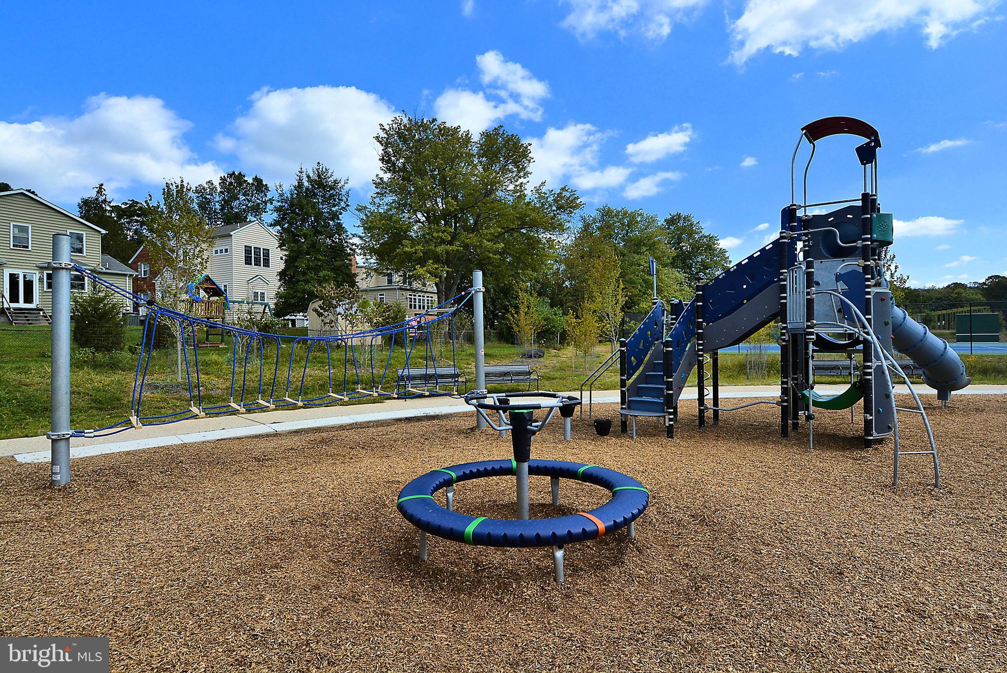 GLENVIEW - Residential