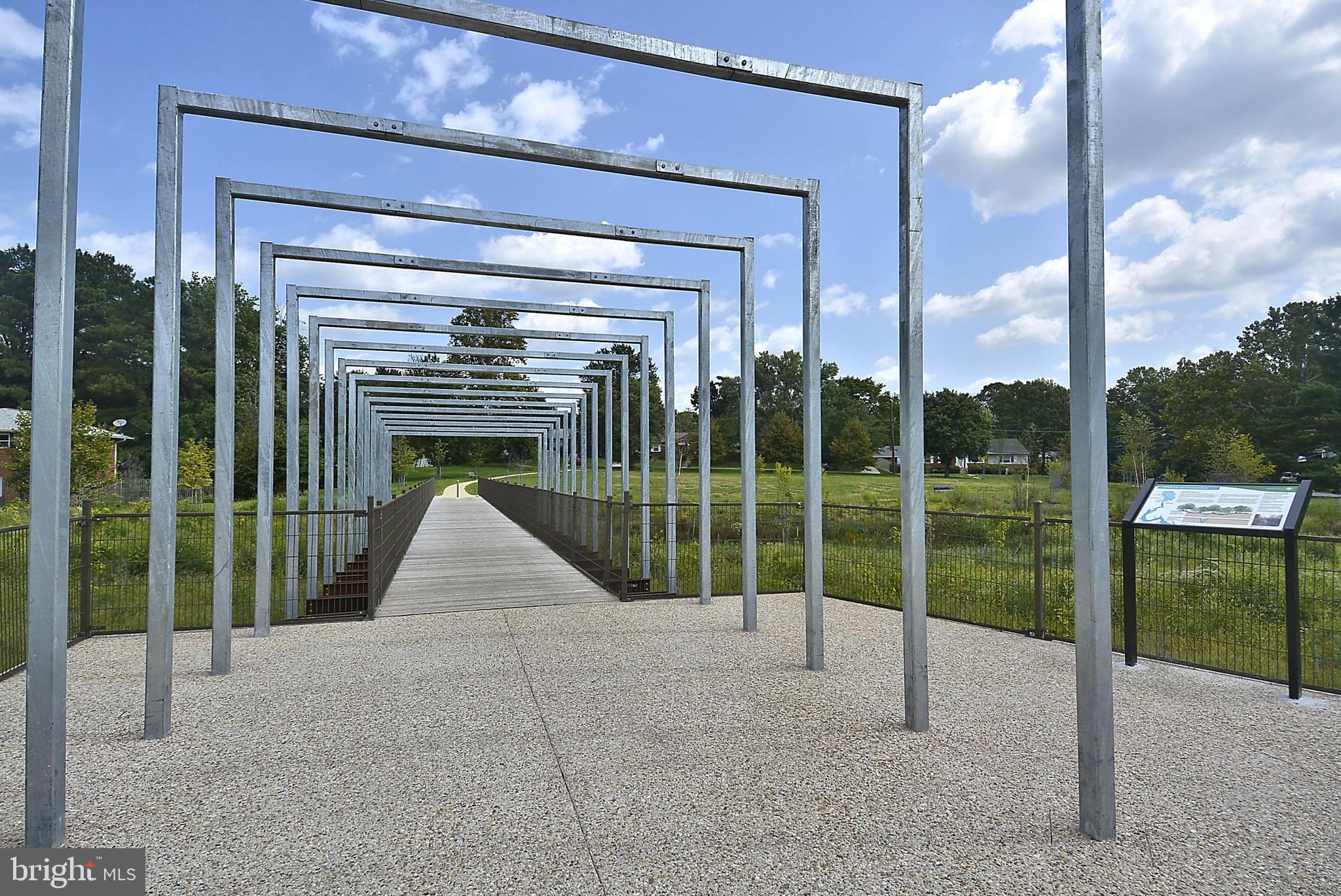 GLENVIEW - Residential