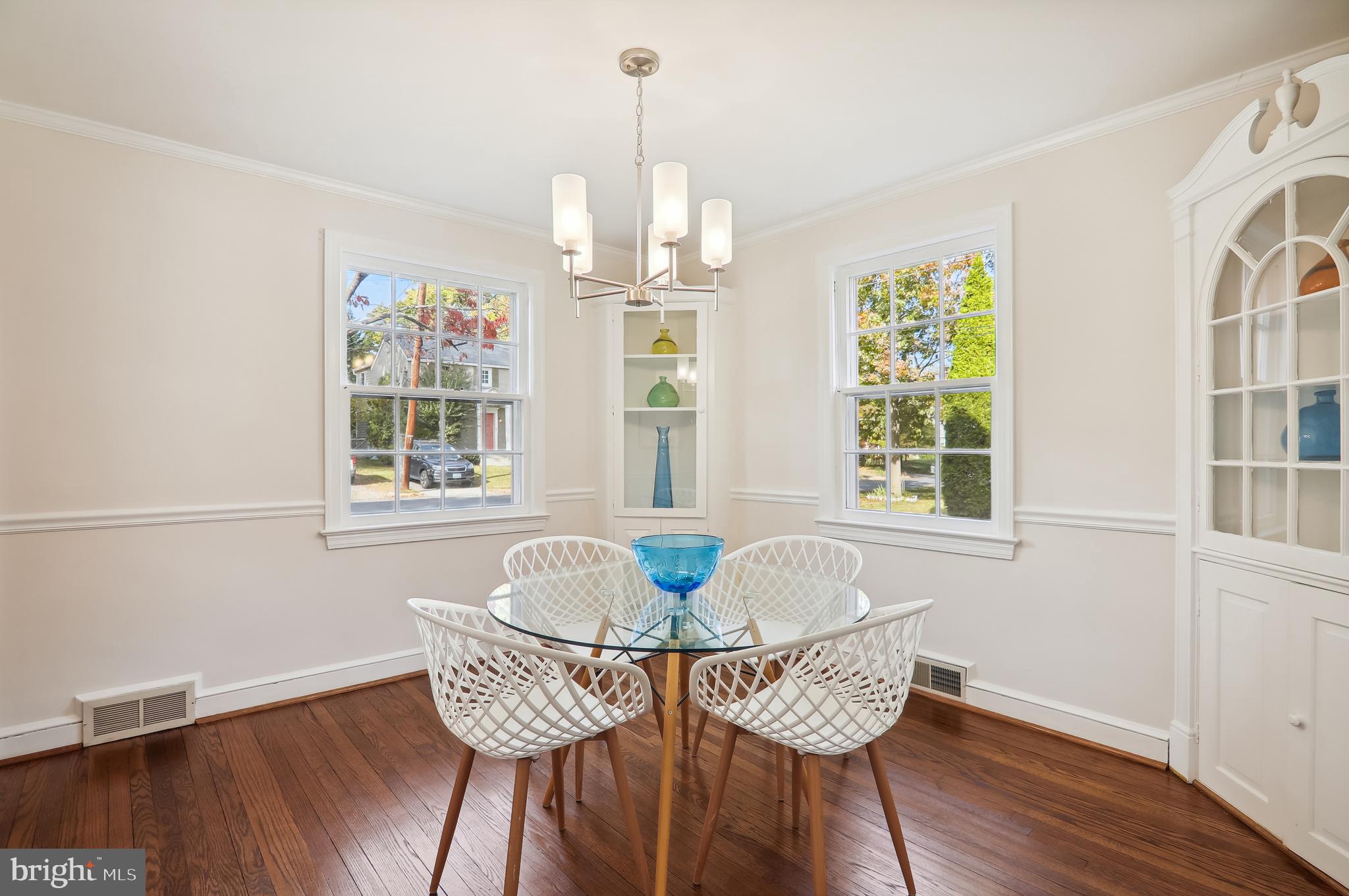 GLENVIEW - Residential