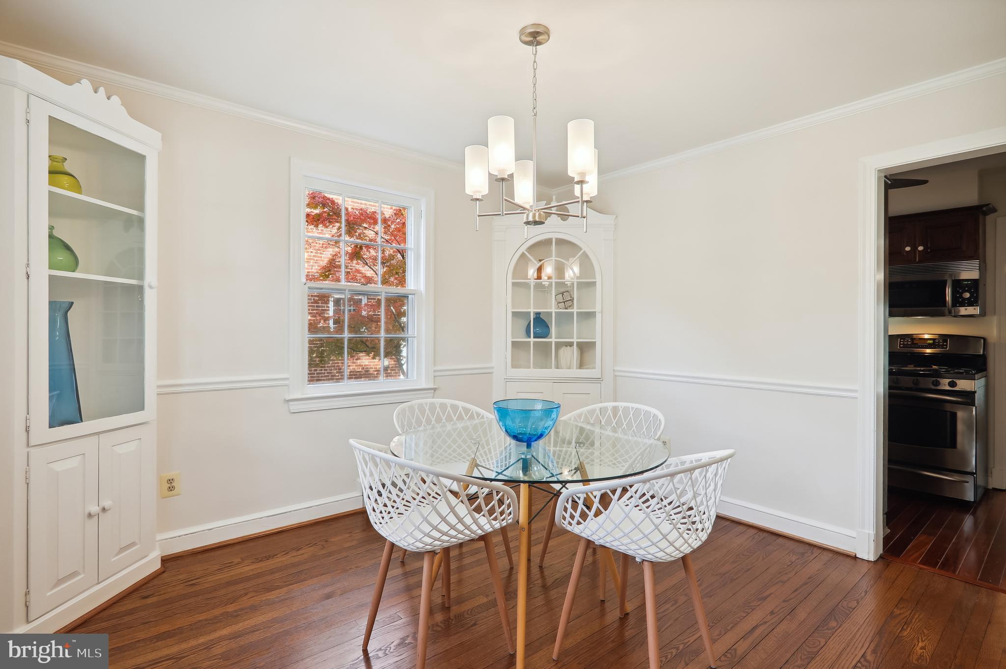 GLENVIEW - Residential