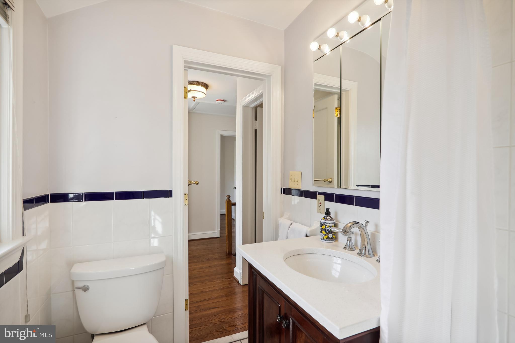 GLENVIEW - Residential