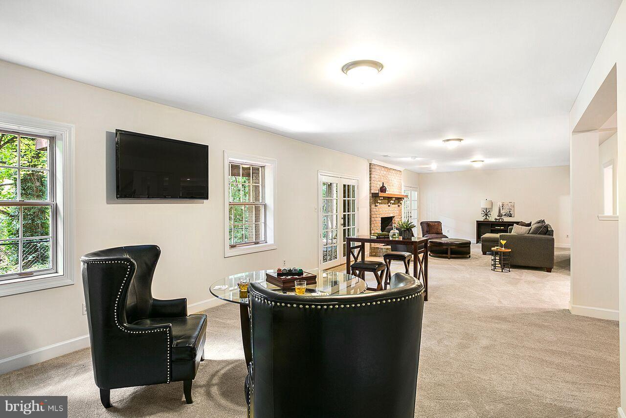 WINDY HILL - Residential