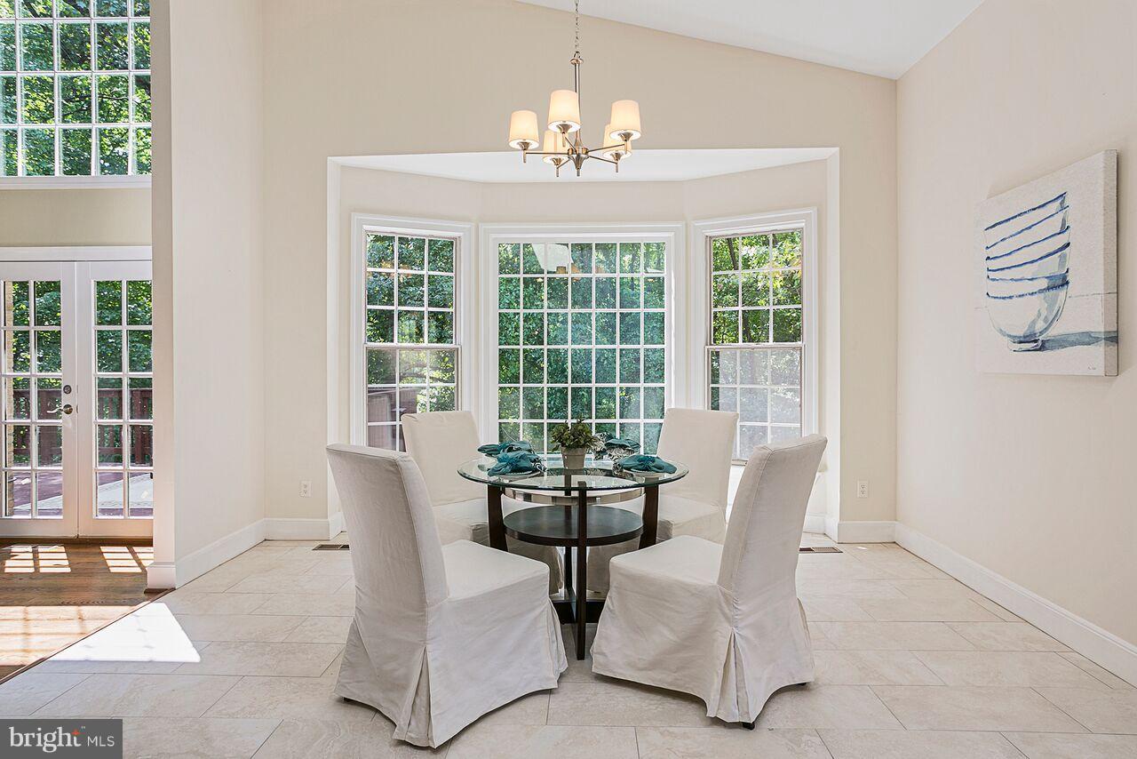 WINDY HILL - Residential