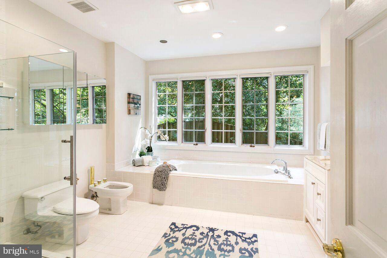 WINDY HILL - Residential