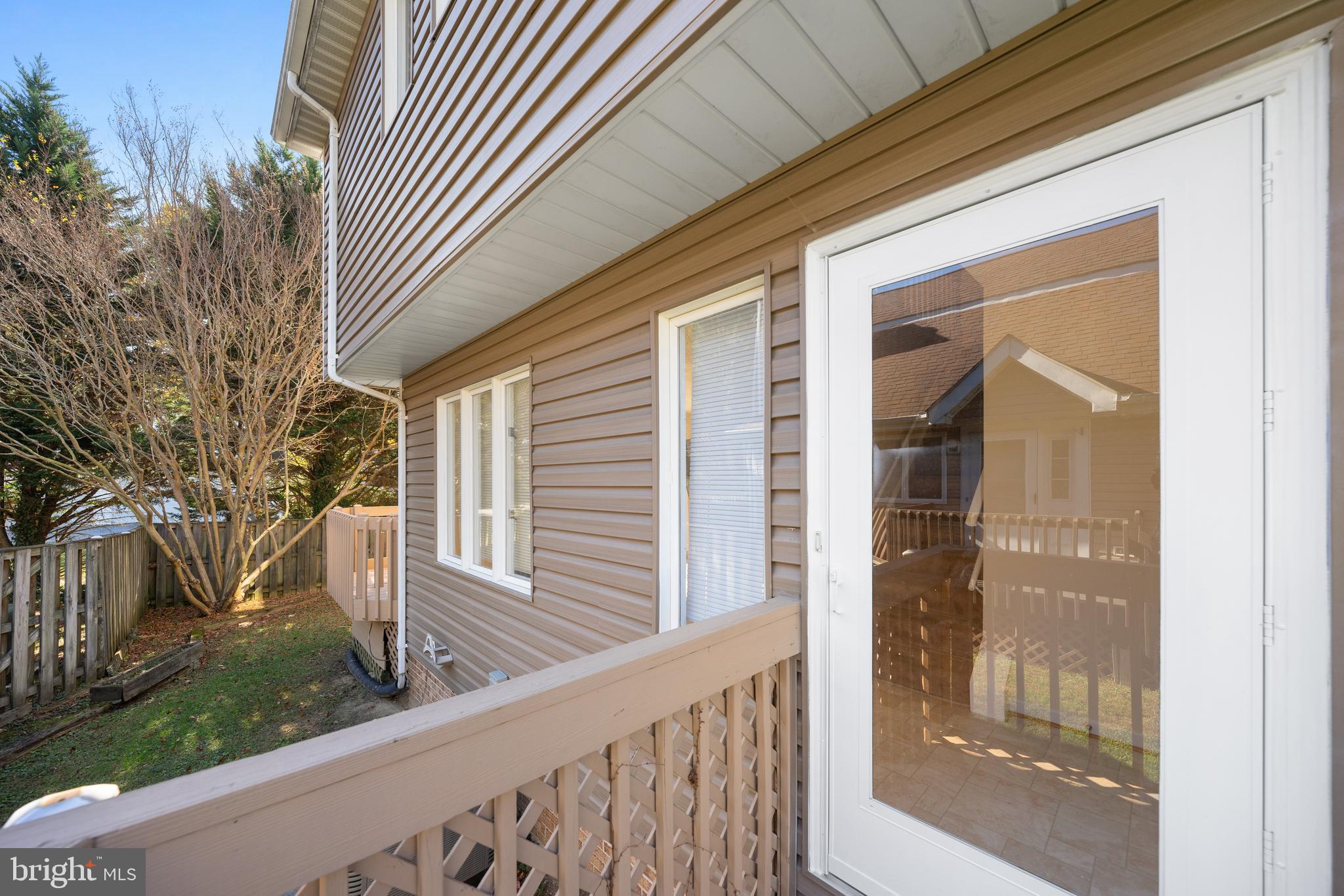 LONGFIELDS VILLAGE - Residential