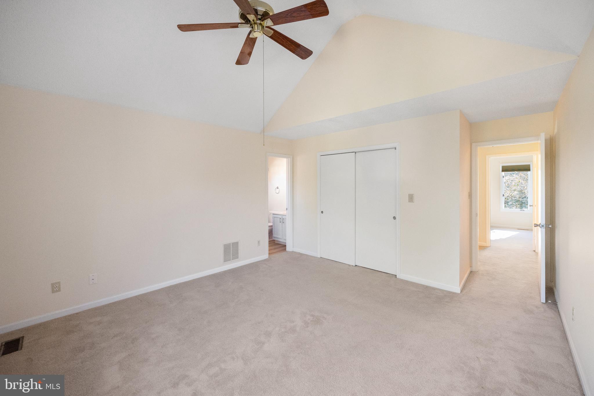 LONGFIELDS VILLAGE - Residential