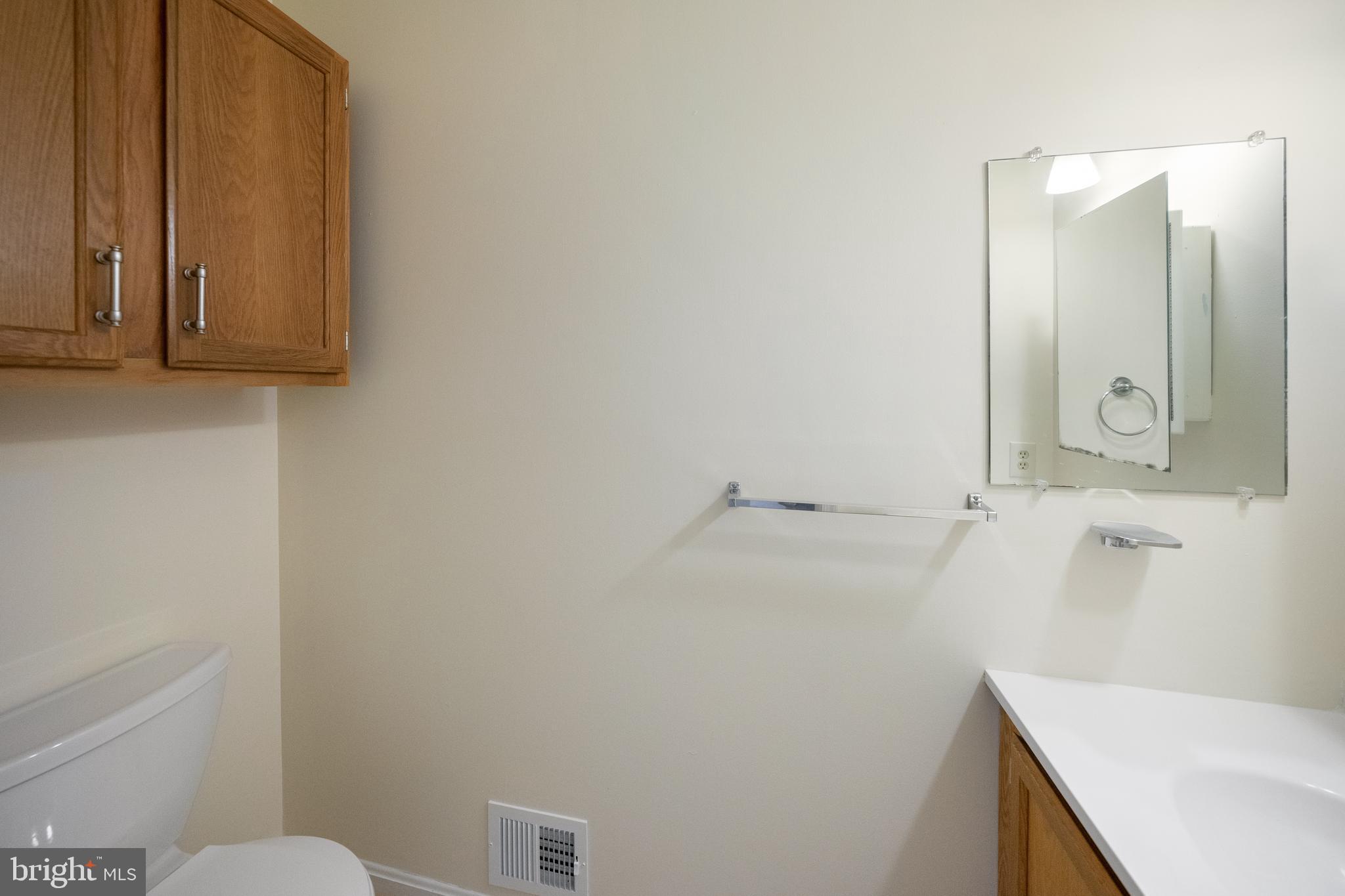 LONGFIELDS VILLAGE - Residential