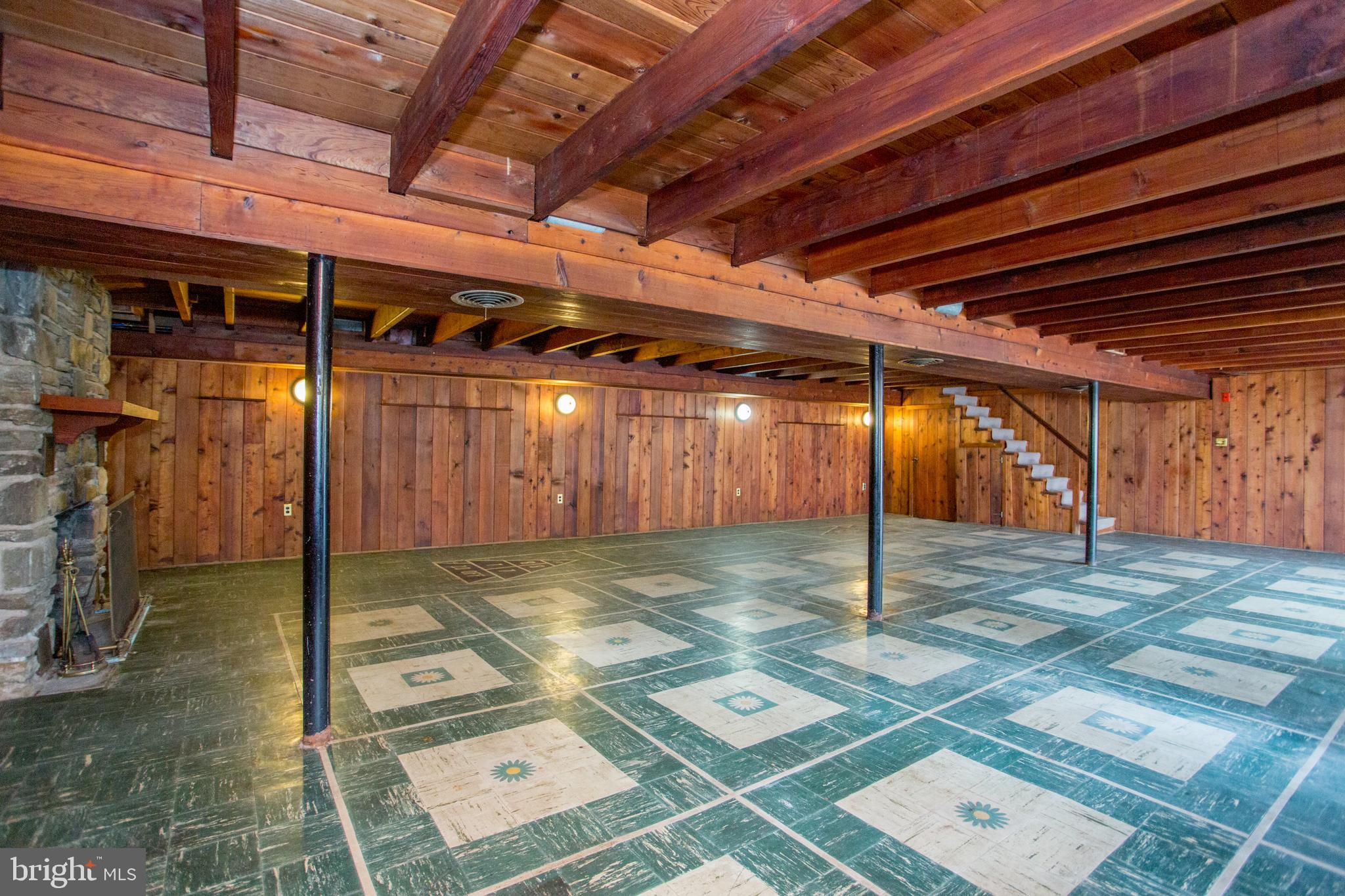 BLYTHEWOOD - Residential