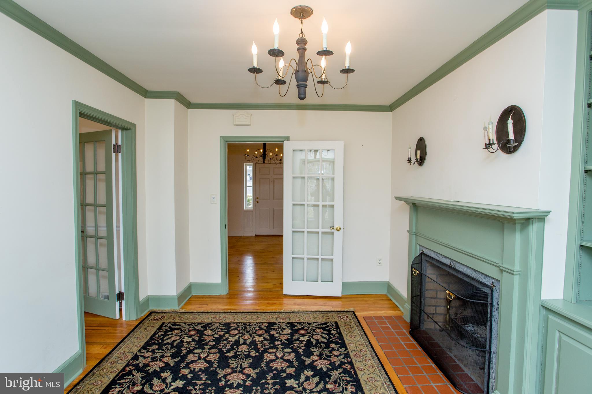 BLYTHEWOOD - Residential