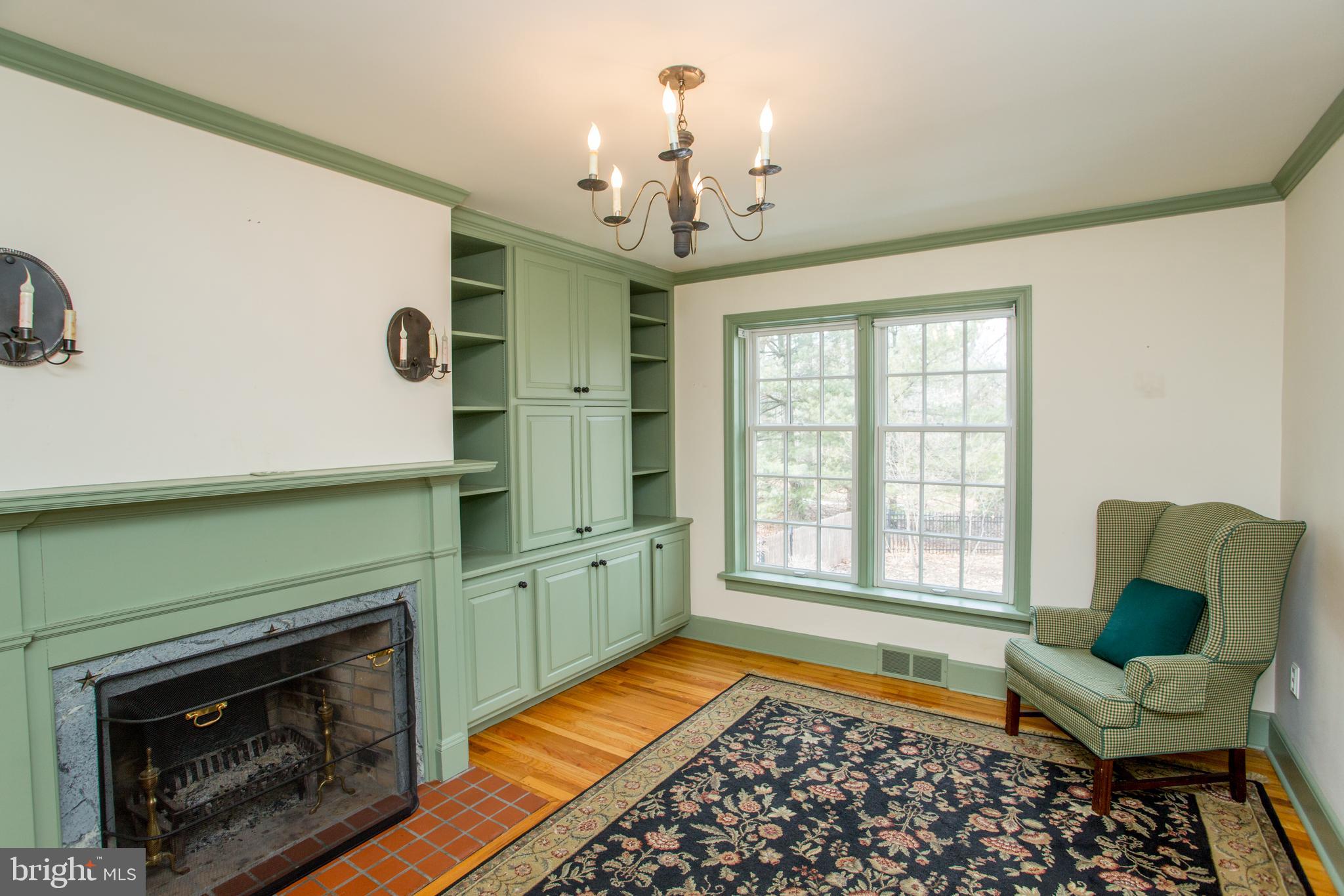 BLYTHEWOOD - Residential