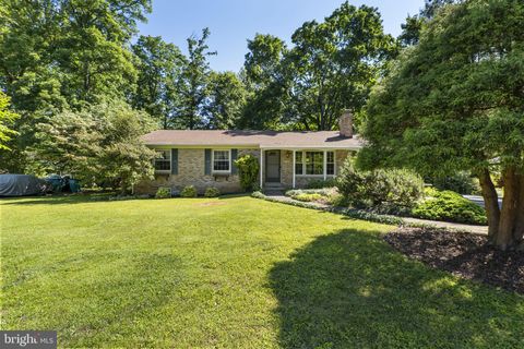 Homes For Sale - 22809 Clarkbrooke Drive<br/> CLARKSBURG, MD 20871