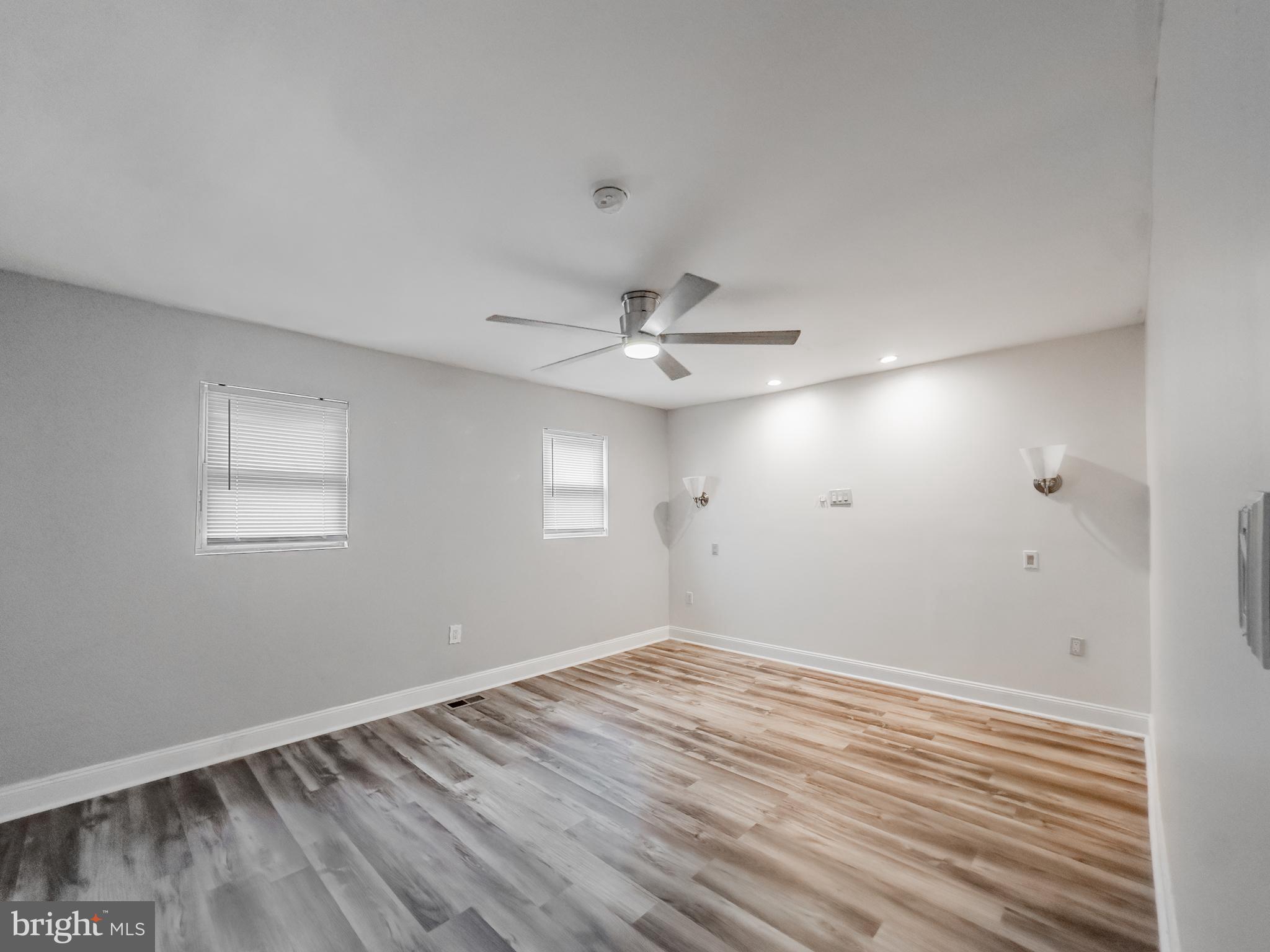 SOUTH END - Residential