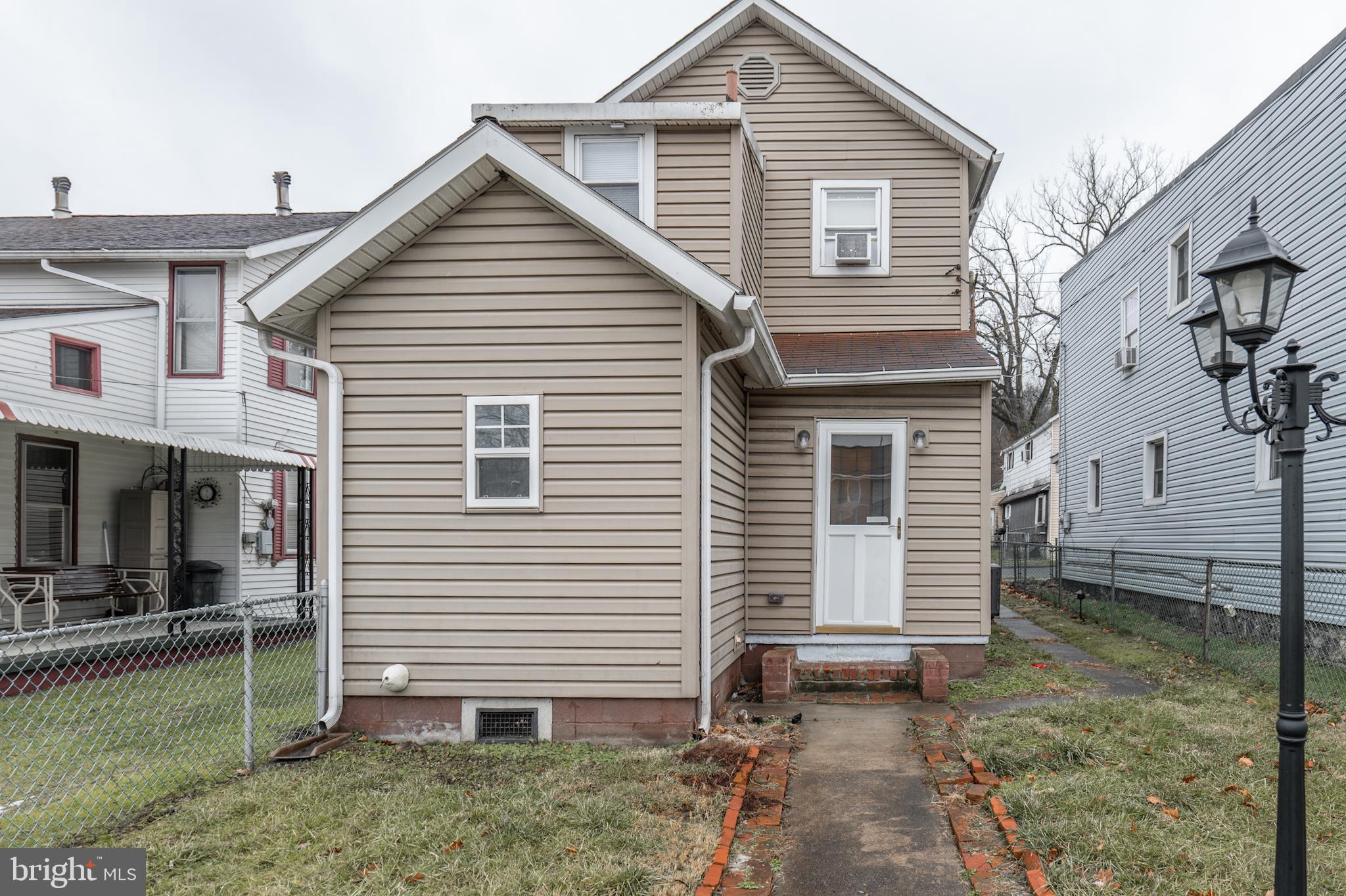 SOUTH END - Residential