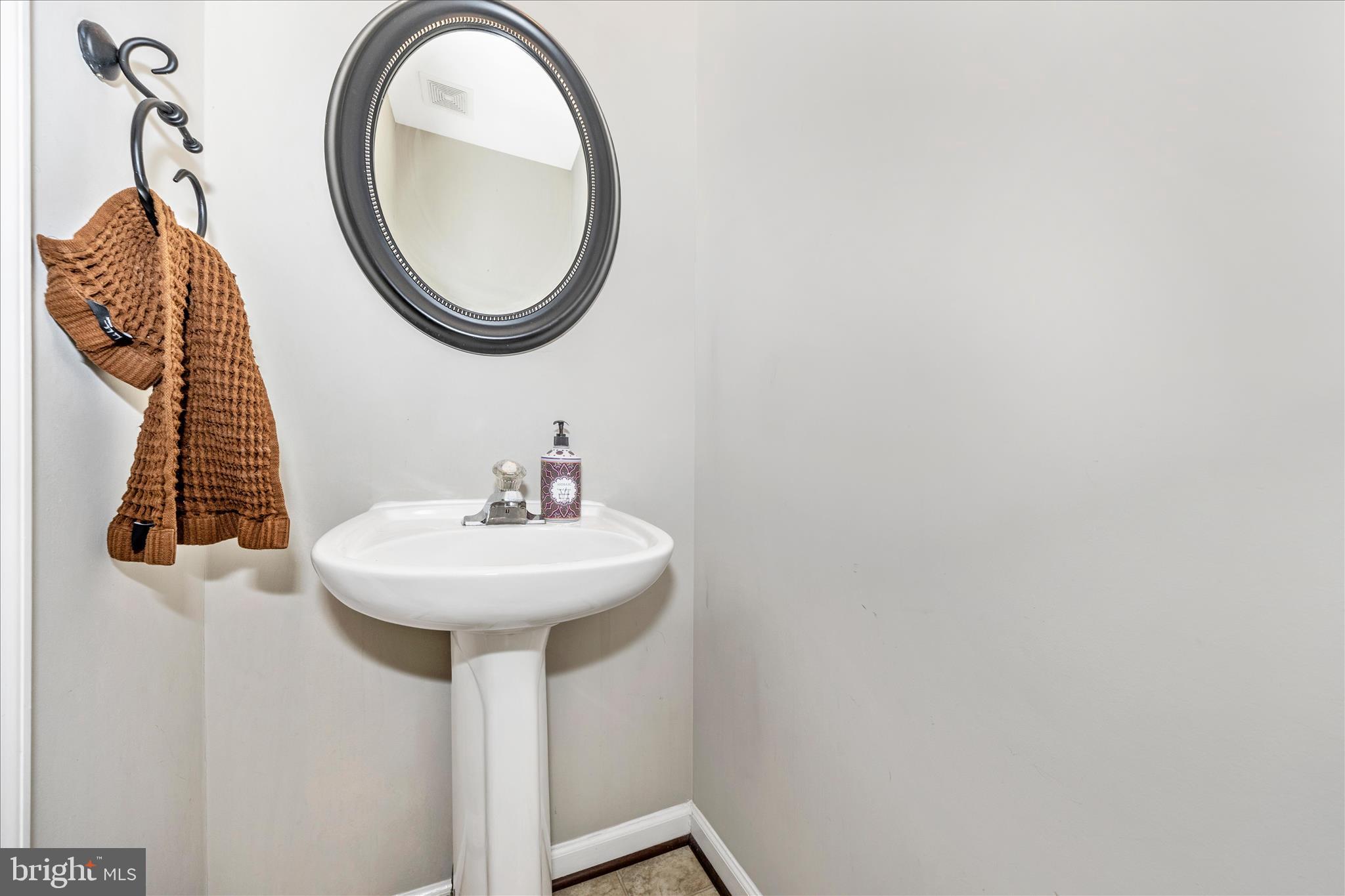 WELLINGTON TRACE - Residential